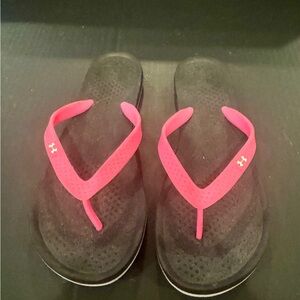 Under Armour Women's Sandals in Black and Pink